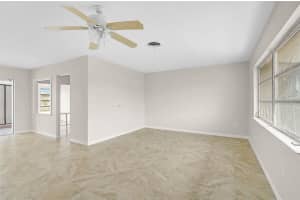 555 OXFORD DRIVE, VENICE, FL 34293 Sold 04/07/25