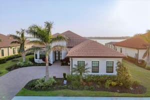 525 MARAVIYA BOULEVARD, NOKOMIS, FL 34275 Sold 08/28/25