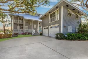 3924 RIVERVIEW BOULEVARD, BRADENTON, FL 34209 Sold 05/05/25