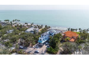 7324 POINT OF ROCKS ROAD, SARASOTA, FL 34242 - MLS#MFRA4643281