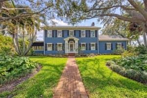 1744 SOUTH DRIVE, SARASOTA, FL 34239 Sold 05/16/25