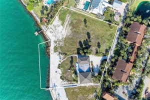113 & 125 BIG PASS LANE, SARASOTA, FL 34242 - MLS#MFRA4643292