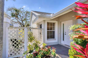 5608 COUNTRY CLUB WAY, SARASOTA, FL 34243 Sold 09/18/25