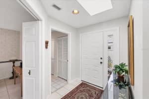 5608 COUNTRY CLUB WAY, SARASOTA, FL 34243 Sold 09/18/25