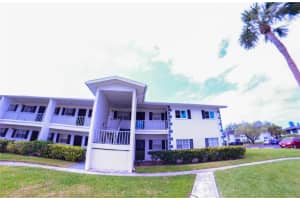 105 47th Avenue Dr W #377, BRADENTON