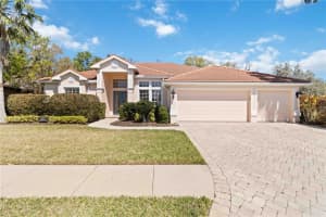 10127 WOODBORNE PLACE, BRADENTON, FL 34202 Sold 04/21/25
