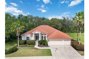 10127 WOODBORNE PLACE, BRADENTON, FL 34202 Sold 04/21/25