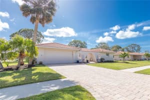 7431 DICKENS DRIVE, SARASOTA, FL 34231 Sold 07/03/25