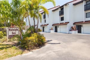 6840 MIDNIGHT PASS ROAD, SARASOTA, FL 34242 - MLS#MFRA4643373