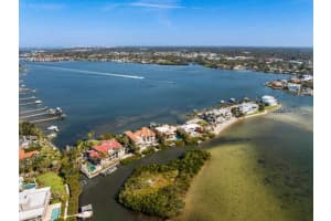 1364 POINT CRISP ROAD, SARASOTA, FL 34242 - MLS#MFRA4643388