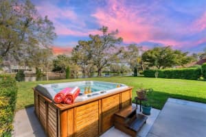 3223 FOREST LAKE CIRCLE, SARASOTA, FL 34232 Sold 04/30/25