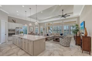 7213 WHITTLEBURY TRAIL, BRADENTON, FL 34202 Sold 07/01/25