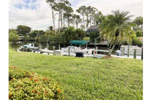 15160 RIVERBEND BOULEVARD, NORTH FORT MYERS, FL 33917 Sold 07/17/25