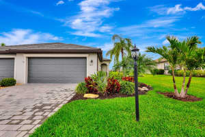 16111 SUNNY DAY DRIVE, BRADENTON, FL 34211 - MLS#MFRA4643471