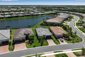 18010 HARWICH PLACE, LAKEWOOD RANCH, FL 34202 Sold 05/15/25