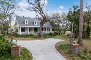 4871 HOYER DRIVE, SARASOTA, FL 34241 Sold 06/20/25
