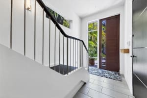 241 COSMOPOLITAN COURT, SARASOTA, FL 34236 - MLS#MFRA4643564