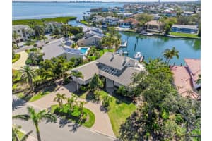 520 Harbor Cay Dr, LONGBOAT KEY