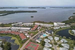 4753 Independence Dr, BRADENTON