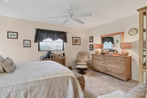 7223 WOOD CREEK DRIVE, SARASOTA, FL 34231 Sold 06/23/25