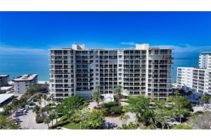 1800 Benjamin Franklin Dr #b208, SARASOTA