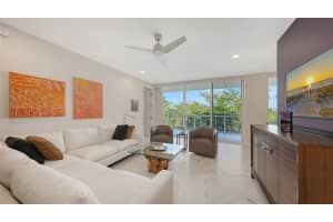 1800 BENJAMIN FRANKLIN DRIVE, SARASOTA, FL 34236 - MLS#MFRA4643616