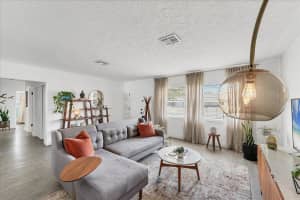2833 SUNNYSIDE STREET, SARASOTA, FL 34239 Sold 05/21/25