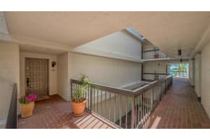 1925 GULF OF MEXICO DRIVE, LONGBOAT KEY, FL 34228 Sold 04/24/25