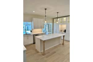 410 SPRING VALLEY LANE, ALTAMONTE SPRINGS, FL 32714 Sold 05/07/25