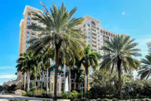 750 TAMIAMI TRAIL, SARASOTA, FL 34236 - MLS#MFRA4643688