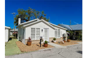 4 BRADEN CASTLE DRIVE, BRADENTON, FL 34208 - MLS#MFRA4643710
