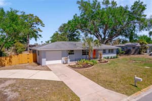 3011 BOUGAINVILLEA STREET, SARASOTA, FL 34239 Sold 04/11/25