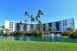 5855 MIDNIGHT PASS ROAD, SARASOTA, FL 34242 Sold 08/01/25