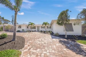 317 GULF DRIVE, VENICE, FL 34285 Sold 06/11/25
