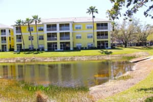 2060 Willow Hammock Cir #201, PUNTA GORDA