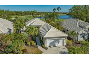 7903 HAMPTON COURT, UNIVERSITY PARK, FL 34201 Sold 04/30/25