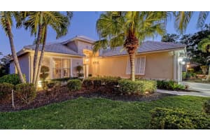 7903 HAMPTON COURT, UNIVERSITY PARK, FL 34201 Sold 04/30/25