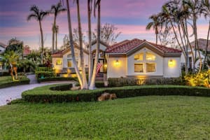 612 WESTON POINTE COURT, LONGBOAT KEY, FL 34228 Sold 06/30/25