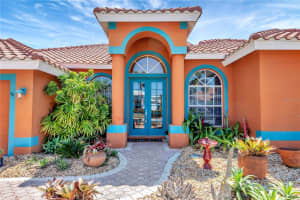 7118 42ND COURT, SARASOTA, FL 34243 Sold 06/26/25