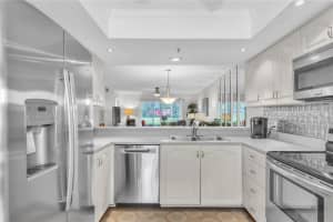 6707 STONE RIVER ROAD, BRADENTON, FL 34203 - MLS#MFRA4643830