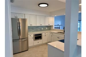 210 73RD STREET, BRADENTON, FL 34209 Sold 03/21/25
