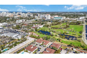2121 WOOD ST #UNIT 221, SARASOTA, FL 34237 Sold 03/27/25