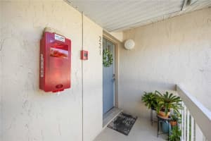 2121 WOOD ST #UNIT 221, SARASOTA, FL 34237 Sold 03/27/25