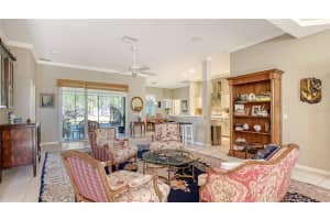 315 LONDONDERRY DRIVE, SARASOTA, FL 34240 - MLS#MFRA4643891