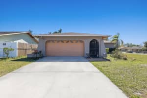510 33RD AVENUE, BRADENTON, FL 34208 Sold 04/23/25