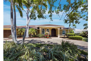 524 SPOONBILL DRIVE, SARASOTA, FL 34236 Sold 05/16/25