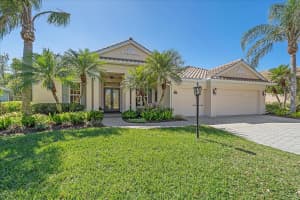 7028 TREYMORE COURT, SARASOTA, FL 34243 Sold 05/07/25