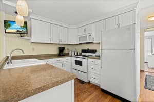 5316 53RD AVENUE, BRADENTON, FL 34203 Sold 10/02/25