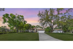 9104 68TH AVENUE, BRADENTON, FL 34202 Sold 05/01/25