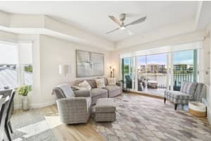 10530 BOARDWALK LOOP, LAKEWOOD RANCH, FL 34202 - MLS#MFRA4644079